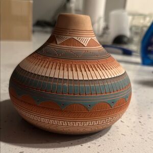 Navajo Handcrafted Multicolor Pottery